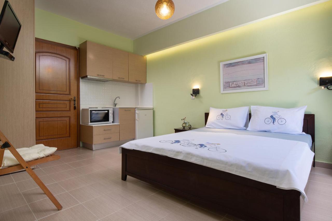 Hotel Niriides Porto Koufo Zewnętrze zdjęcie