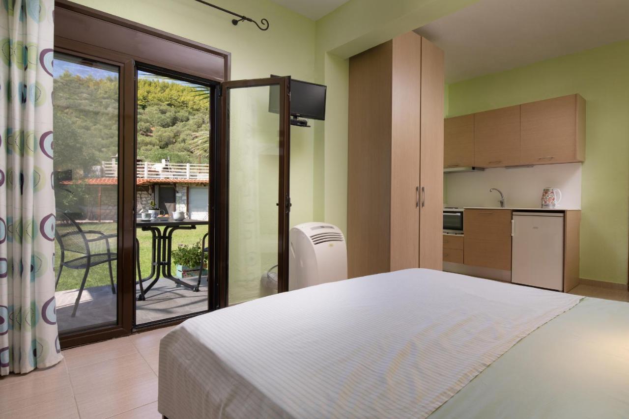 Hotel Niriides Porto Koufo Zewnętrze zdjęcie